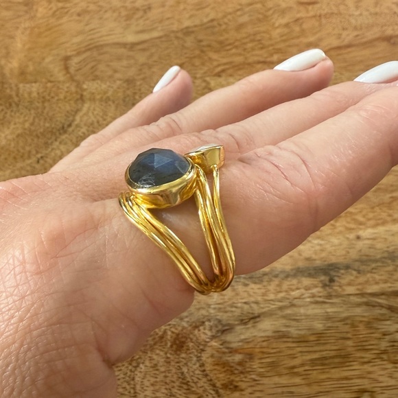 Labradorite and Moonstone Ring, 7 - Picture 3 of 4
